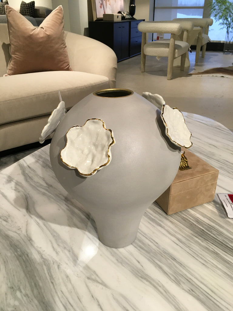 XL BALLOON VASE IVORY FLOWERS STONE - 11" X 14"