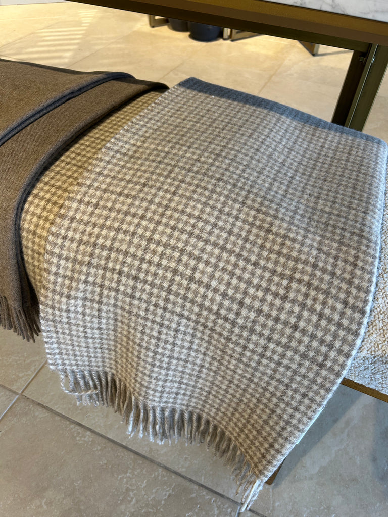 Glencoe Throw - Ivory & Oatmeal Plaid - 55 x 78
